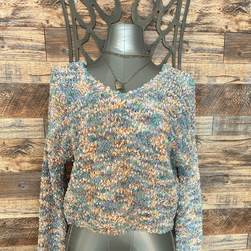 JESSICA SIMPSON sweater size small